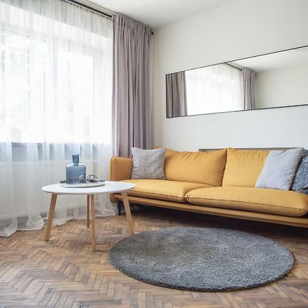 Downtown Apartment Rentals 2 Šiauliai Buitenkant foto
