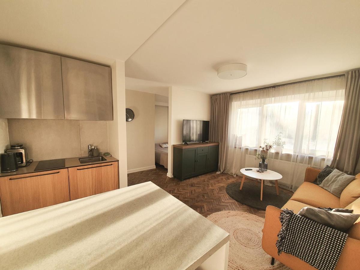 Downtown Apartment Rentals 2 Šiauliai Buitenkant foto
