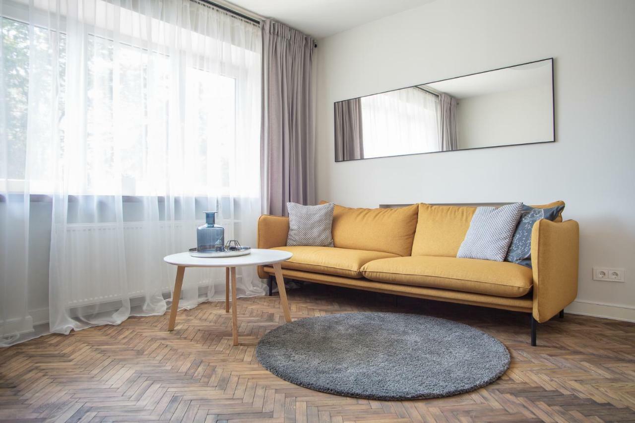 Downtown Apartment Rentals 2 Šiauliai Buitenkant foto
